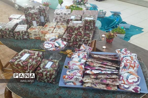 برگزاری مراسم جشن عید غدیر‌ در مدارس آباده