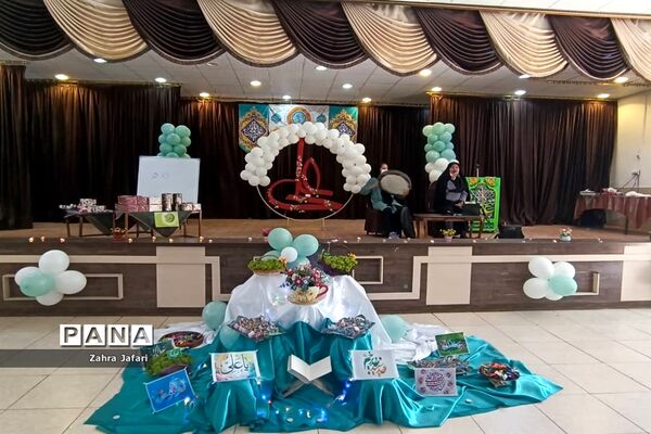 برگزاری مراسم جشن عید غدیر‌ در مدارس آباده
