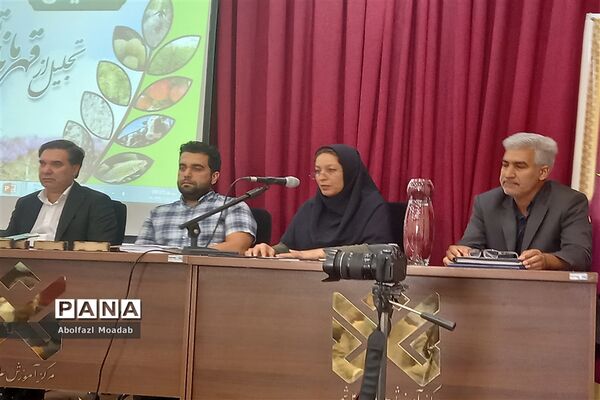 تجلیل از تولیدکنندگان بخش کشاورزی کاشمر و کوهسرخ