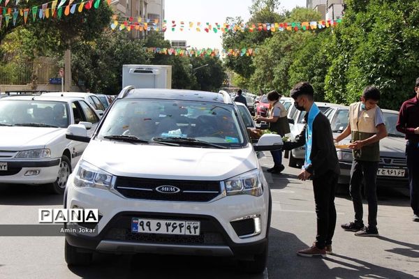 برپایی موکب مرکزی فرهنگیان و دانش‌آموزان استان فارس