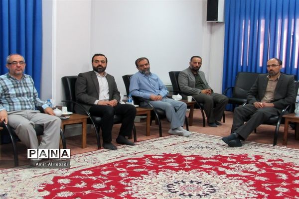 دیدار رئیس دفتر نظارت و بازرسی انتخابات با نماینده ولی فقیه