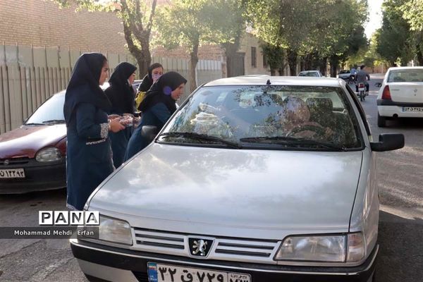 پویش هر مدرسه یک موکب تبلیغ غدیر در آباده