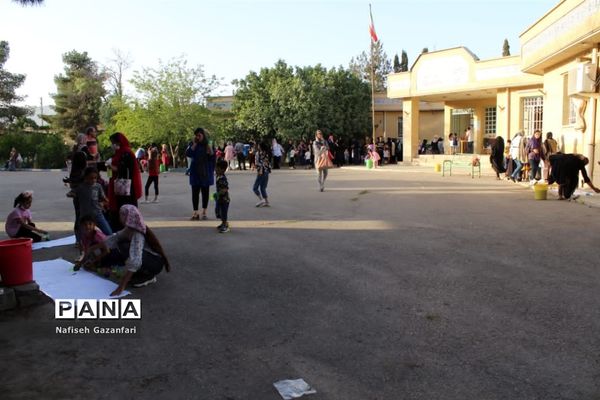 برگزاری جشنواره رنگ‌ها و آب‌ها ویژه کودکان در شیراز