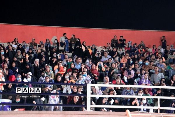 جشن بزرگ غدیر با اجرای سرود سلام فرمانده در امیدیه