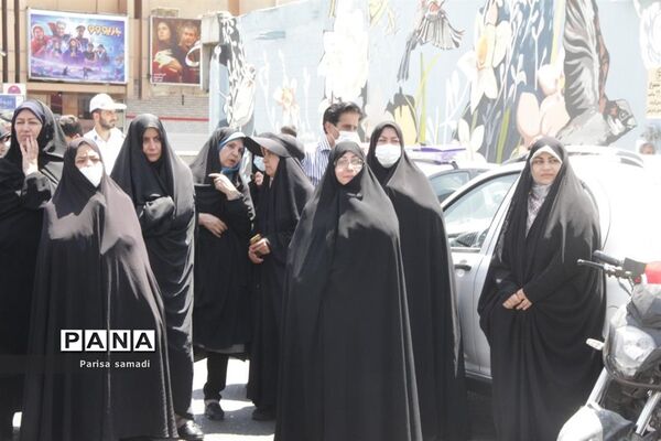 کارناوال جشن و شادی آموزش و پرورش منطقه ۱۳ تهران، با شعار من غدیری ام