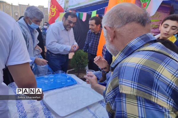 موکب فداییان ولایت سازمان دانش‌آموزی استان  فارس در روز عید غدیر خم