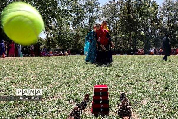 برگزاری کلاس‌ها و دوره‌های آموزشی ویژه دانش‌آموزان عشایر کشور در اردوگاه ثامن الحجج مشهد مقدس