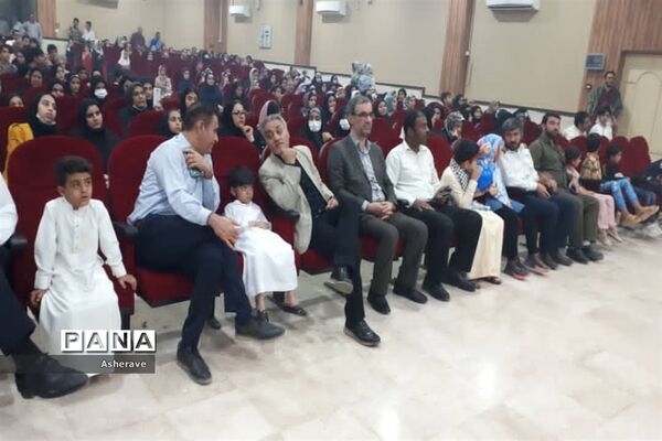 تقدیر از فرهنگیان، دانش‌آموزان و پیشتازان  شادگانی در جشن عید غدیر