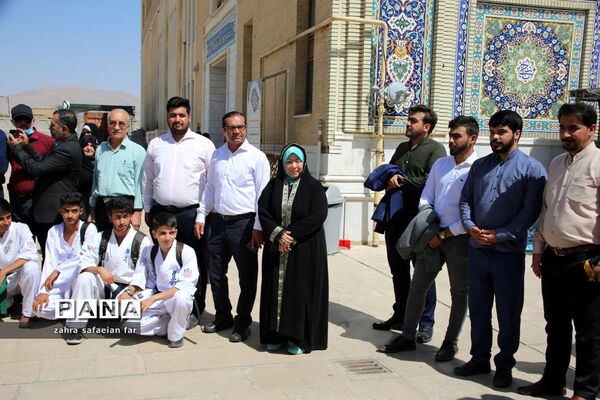 برپایی ۴ موکب توسط دانش‌آموزان پیشتاز سازمان دانش‌آموزی فارس در روز عید غدیر در حرم شاهچراغ (ع)
