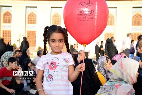 اجتماع بزرگ غدیریون تبریز در سنگ فرش مصلی