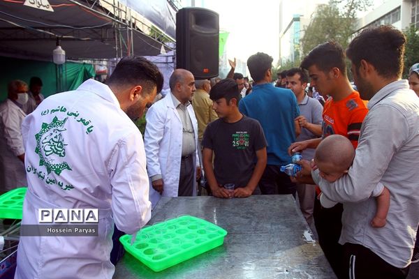 مهمونی ۱۰ کیلومتری به مناسبت عید سعید غدیرخم