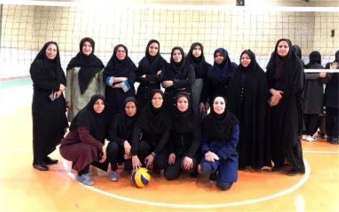 سوت آغازمسابقات ورزشی خواهران فرهنگی  به صدا در می‌آیند