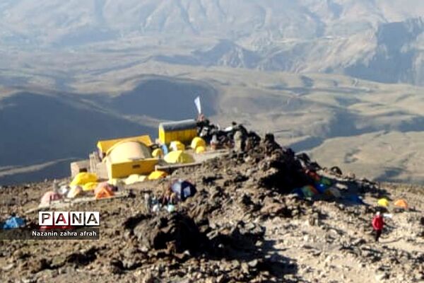 طبیعت زیبای قله دماوند