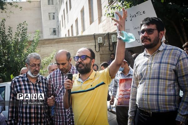 تجمع اعتراضی به رای دادگاه سوئدی در مورد حمید نوری