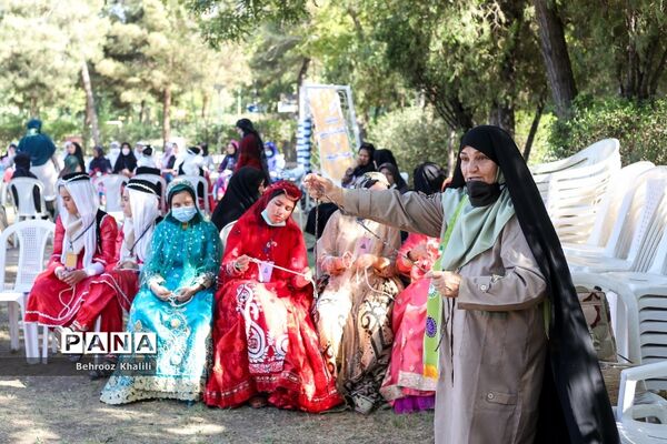 برگزاری کلاس‌ها و دوره‌های آموزشی ویژه دانش‌آموزان عشایر کشور در اردوگاه ثامن الحجج مشهد مقدس