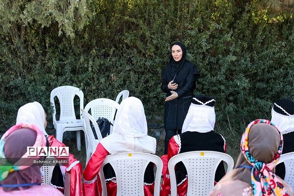 برگزاری کلاس‌ها و دوره‌های آموزشی ویژه دانش‌آموزان عشایر کشور در اردوگاه ثامن الحجج مشهد مقدس