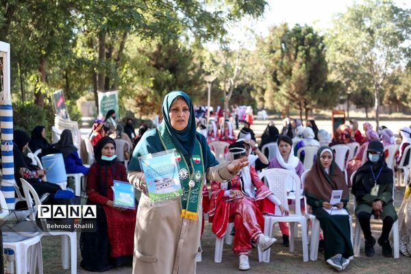 برگزاری کلاس‌ها و دوره‌های آموزشی ویژه دانش‌آموزان عشایر کشور در اردوگاه ثامن الحجج مشهد مقدس