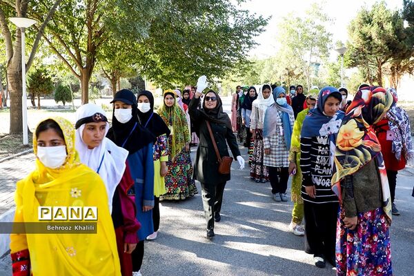 برگزاری کلاس‌ها و دوره‌های آموزشی ویژه دانش‌آموزان عشایر کشور در اردوگاه ثامن الحجج مشهد مقدس