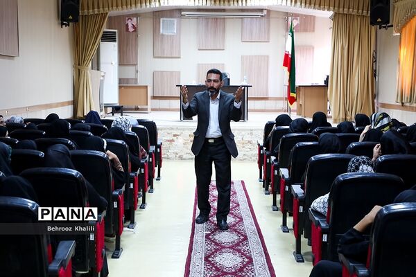 برگزاری کلاس سواد‌ رسانه‌ای برای دانش‌‌آموزان دختر عشایر در بیست و یکمین اردوی کشوری