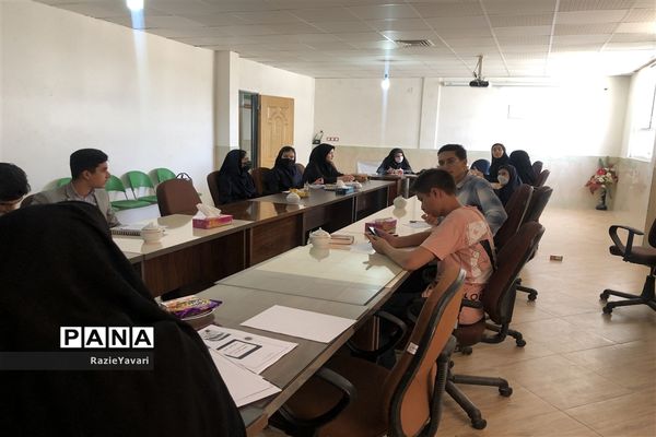 اولین نشست هیات رئیسه مجلس دانش‌آموزی خراسان شمالی