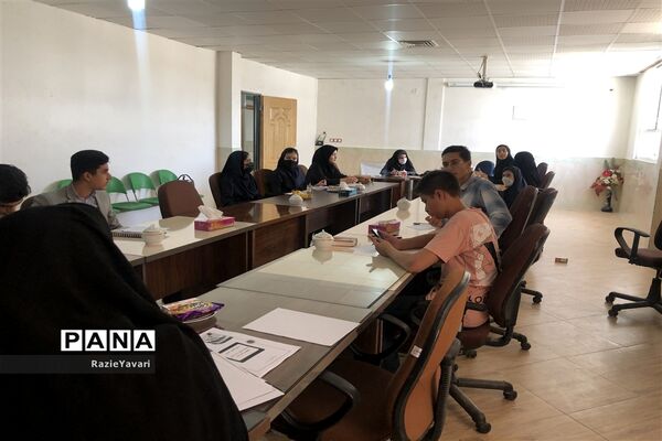 اولین نشست هیات رئیسه مجلس دانش‌آموزی خراسان شمالی