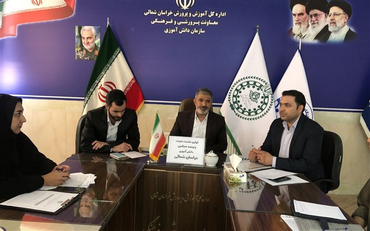 نمایندگان دانش‌آموزی صدای ناطق دانش‌آموزان استان در کشور هستند