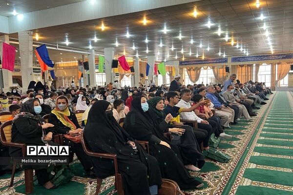 جشن بزرگ دانش آموزان طلایه دار غدیر در بوشهر