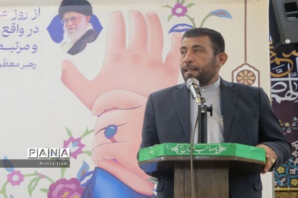 جشن بزرگ دانش آموزان طلایه دار غدیر در بوشهر