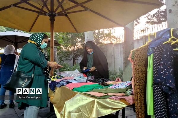 بازارچه کارآفرینی و مشاغل خانگی در باغ نارنج تهران