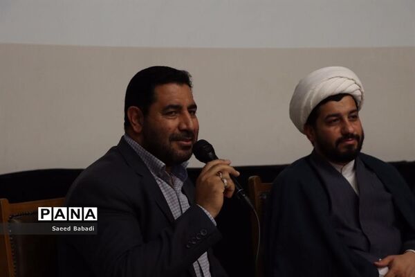 نشست هم‌اندیشی معاونان پرورشی مدارس قم