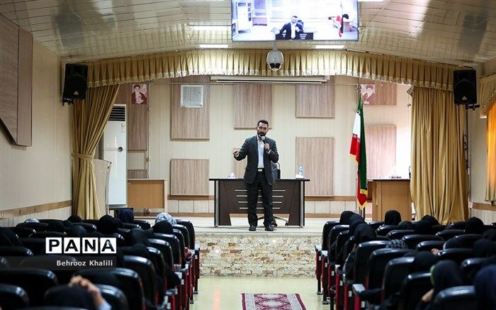 آشنایی دختران عشایر با جریان پنهان ناامیدسازی مردم ایران
