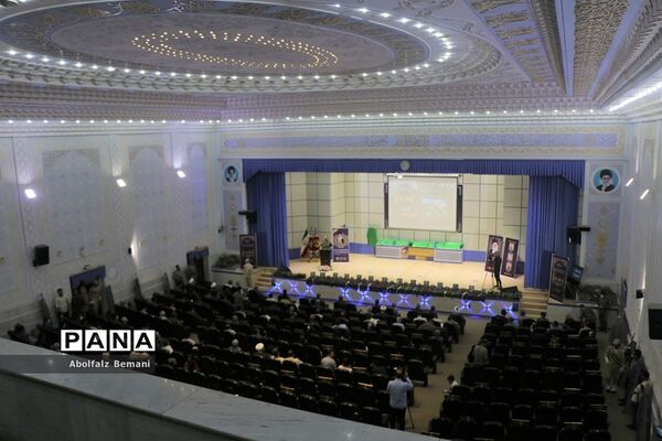 یادواره شهدای نیروی زمینی ارتش در قم-2