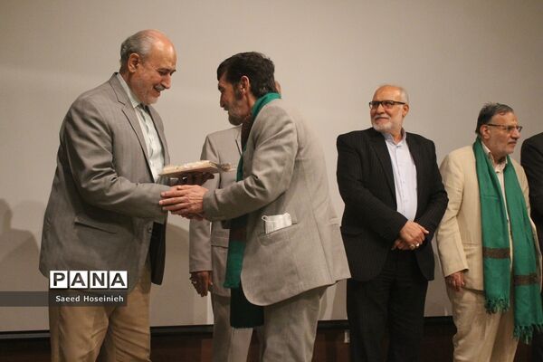 برگزاری همایش مدیران هیات مذهبی و شهدای سادات در قم