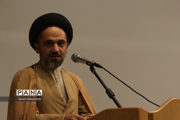 برگزاری همایش مدیران هیات مذهبی و شهدای سادات در قم