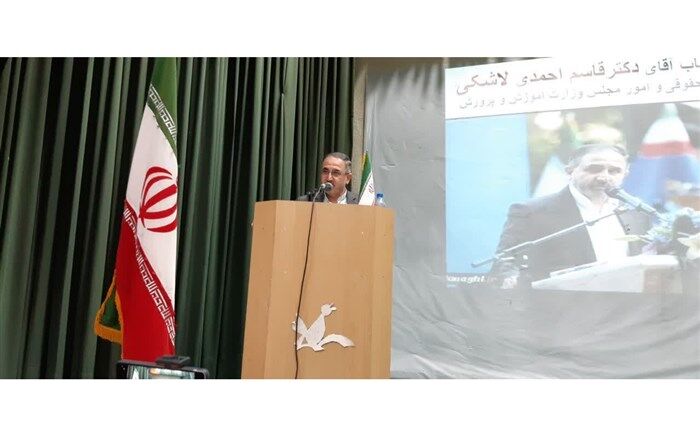 نیروهای قراردادی، کار معین و مراکز غیر دولتی منتظر خبرخوب برای تبدیل وضعیت‌شان باشند