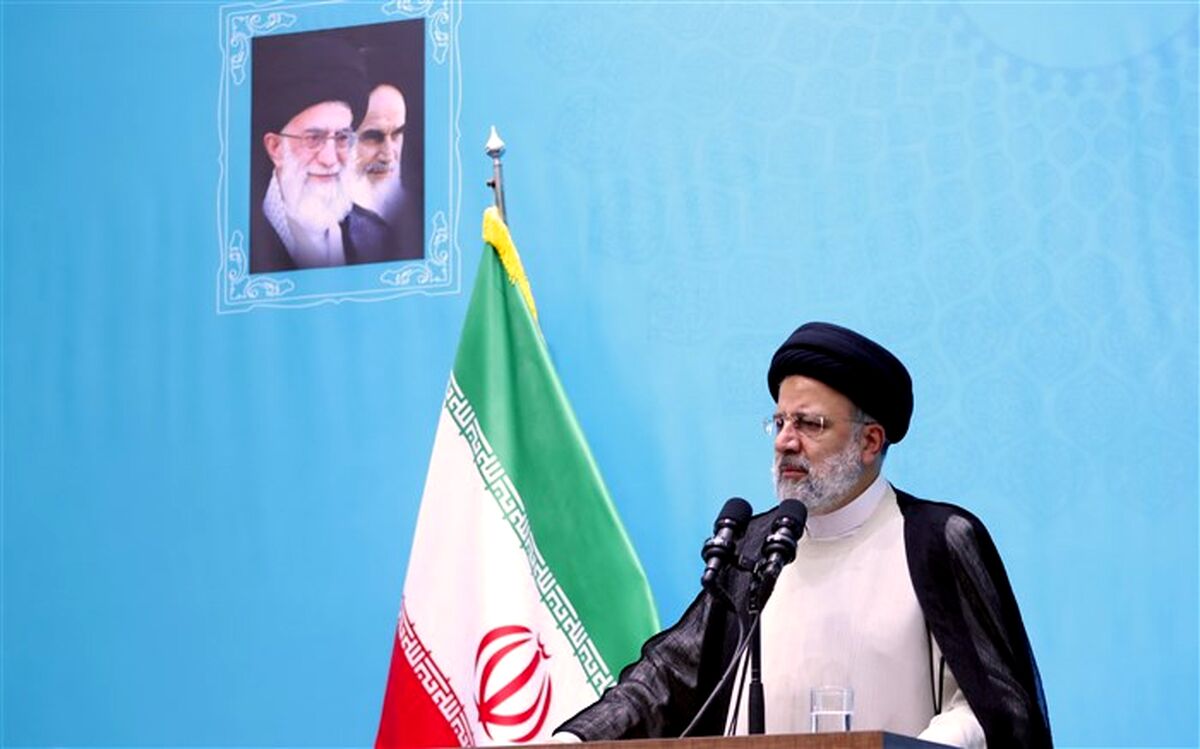 نسل جوان باید بیش از گذشته با شخصیت تاریخ‌ساز و آینده‌ساز امام(ره) آشنا شود