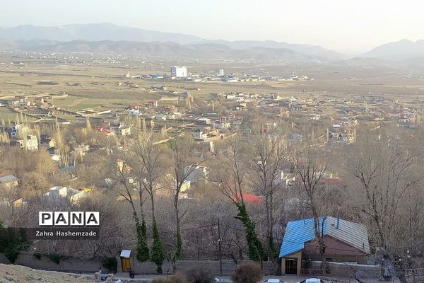 طبیعت وصف ناپذیر روستای آییه‌ورزان