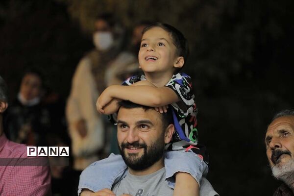 استقبال شهروندان کرجی از نمایش «آش سنگ»