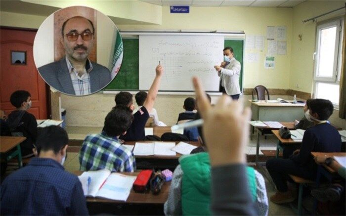 تجربیات معلمان قدیمی به معلمان جوان منتقل شود
