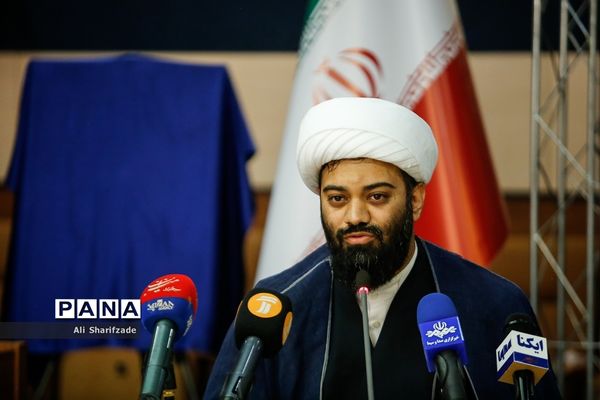 نشست خبری تشریح برنامه‌های بیستمین رویداد عطر سیب