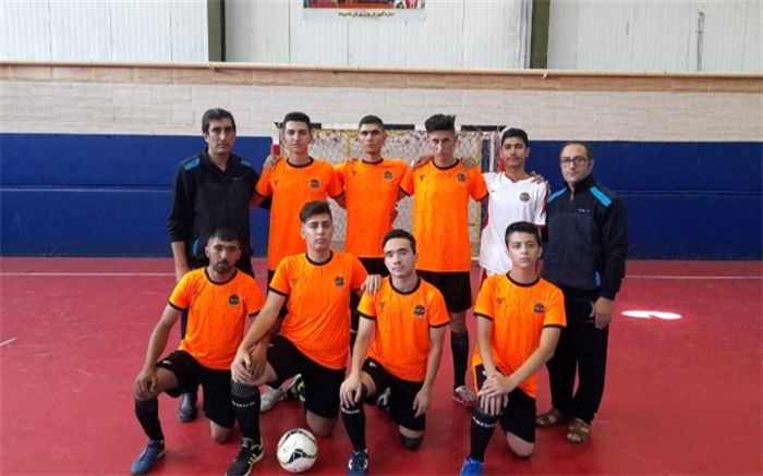 حضور 55 دانش آموز با نیازهای ویژه درمسابقات کشوری در رشته فوتسال با آسیب شنوایی