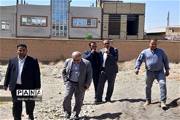 بازدید از پروژه‌های نیم تمام مشارکتی آموزش و پرورش کاشمر