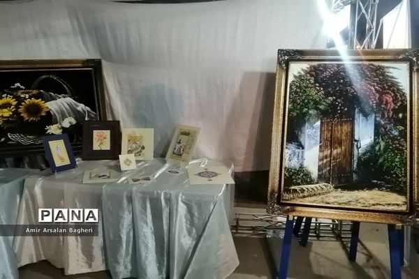 آیین افتتاحیه مسابقات فوتسال فرهنگیان کشور در شیراز