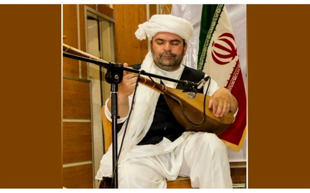 معلم پر تلاش تربت جامی با چهره‌ای هنری