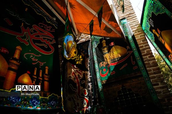 استقبال از ماه محرم در بازار تهران
