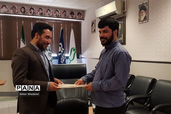 تکریم و معارفه سرپرست معاونت اداری مالی سازمان دانش‌آموزی فارس