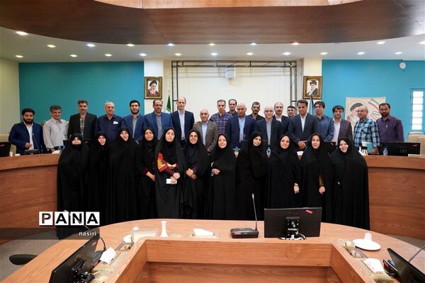 گردهمایی مدیران مدارس استعدادهای درخشان اصفهان