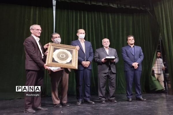 مراسم معارفه سرپرست جدید آموزش و پرورش شهرستان کاشان