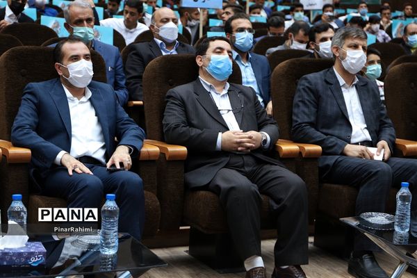 آیین اختتامیه چهلمین دوره مسابقات قرآن، عترت و نماز دانش‌آموزان سراسر کشور