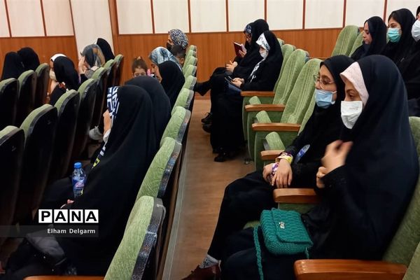 نشست « زینبیان بسوی ظهور» در شوشتر